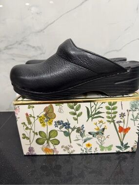Dansko Black Leather Men's Clog Mule size 43